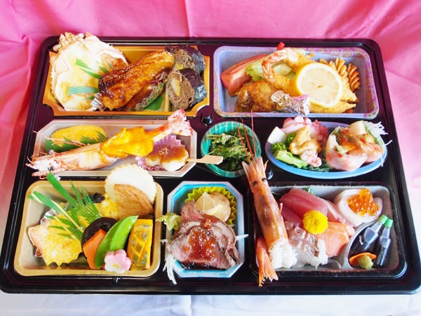 お弁当例 4,500円